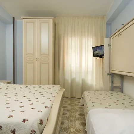 Hotel S. Ercolano 2*